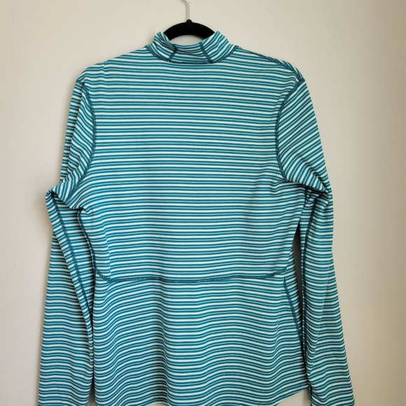 Patagonia Quarter Zip - Picture 5 of 6